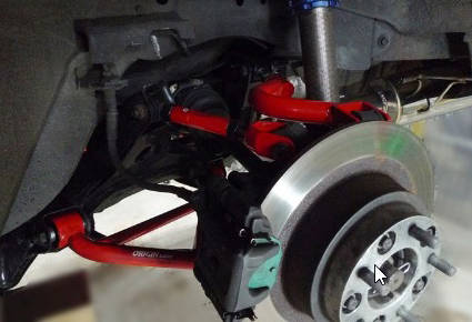 Balance levelers back Nissan 200SX S14 Red TurboWorks